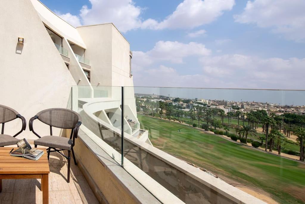 Golfview At Golf Estate 